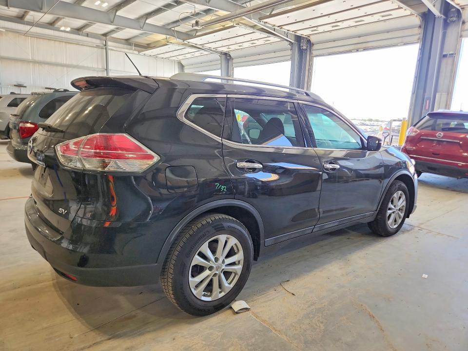 2015 Nissan Rogue sv