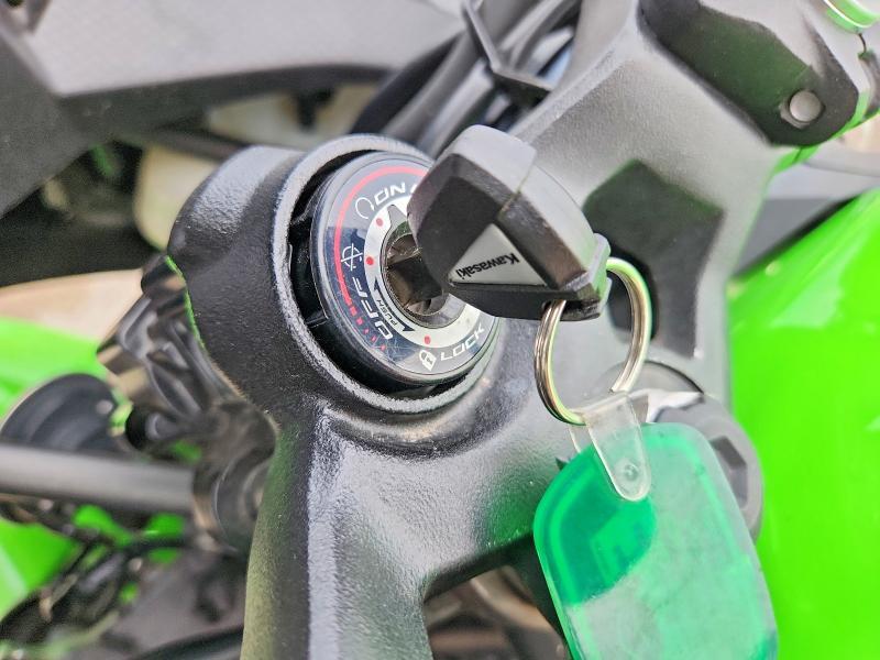 2023 Kawasaki EX400 CB