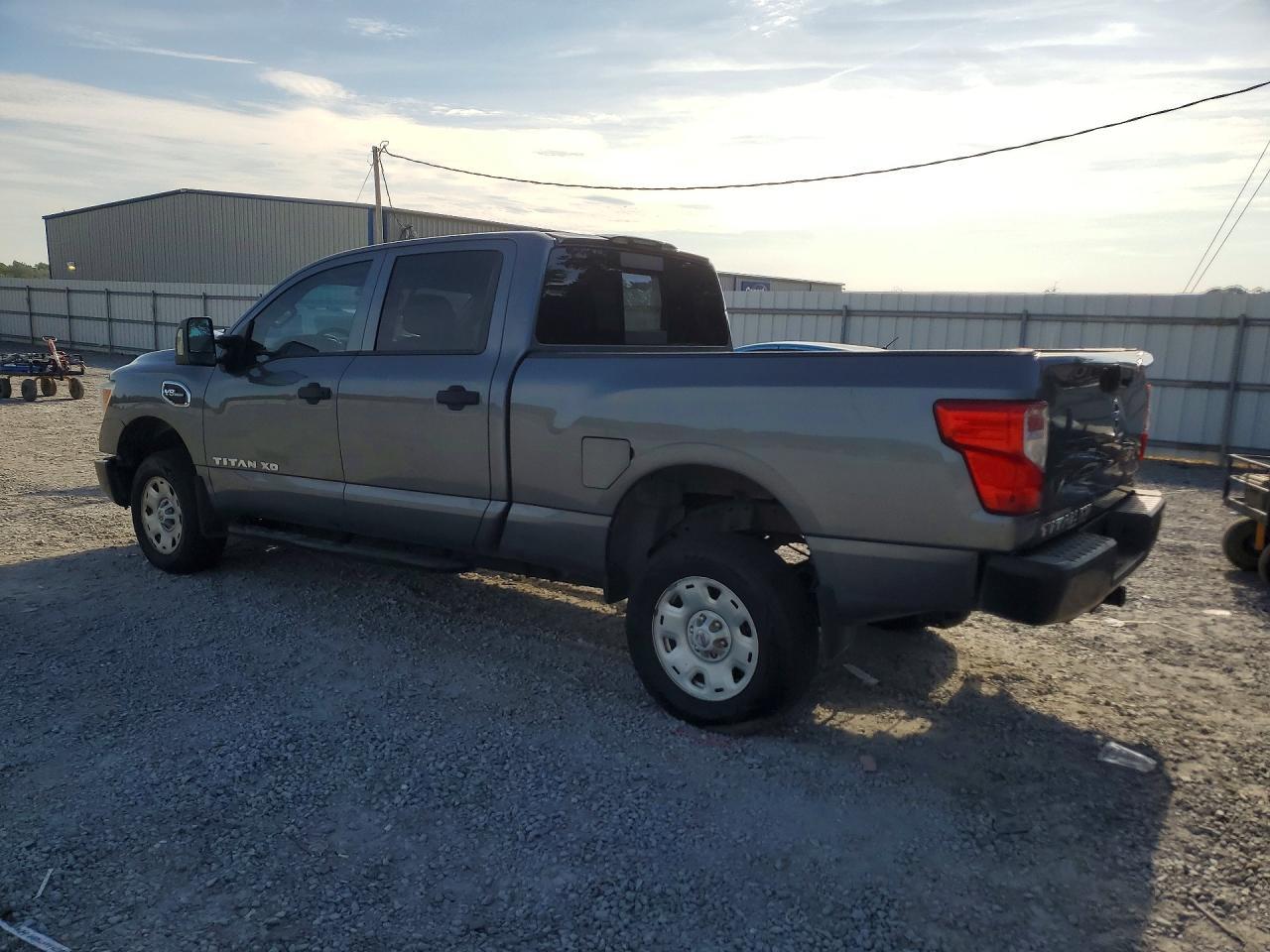 2017 Nissan Titan XD S