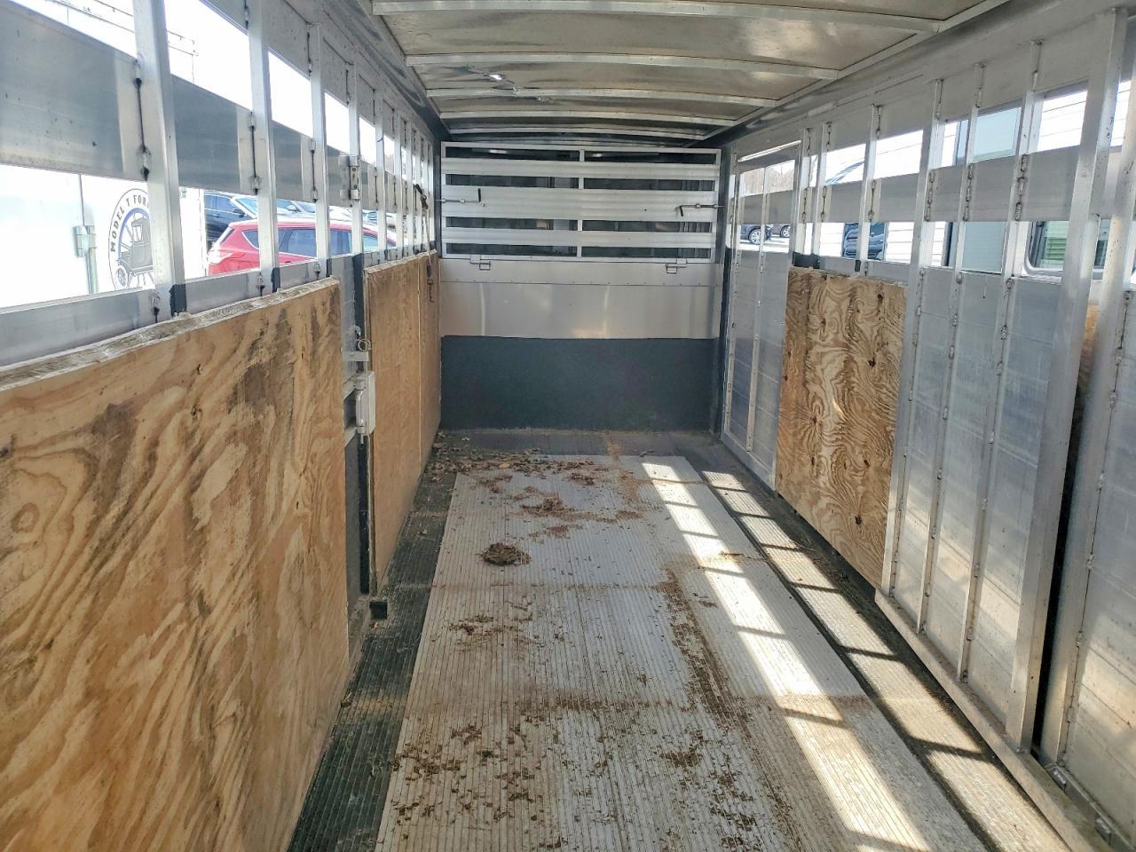 2019 Sundowner Horse Trailer