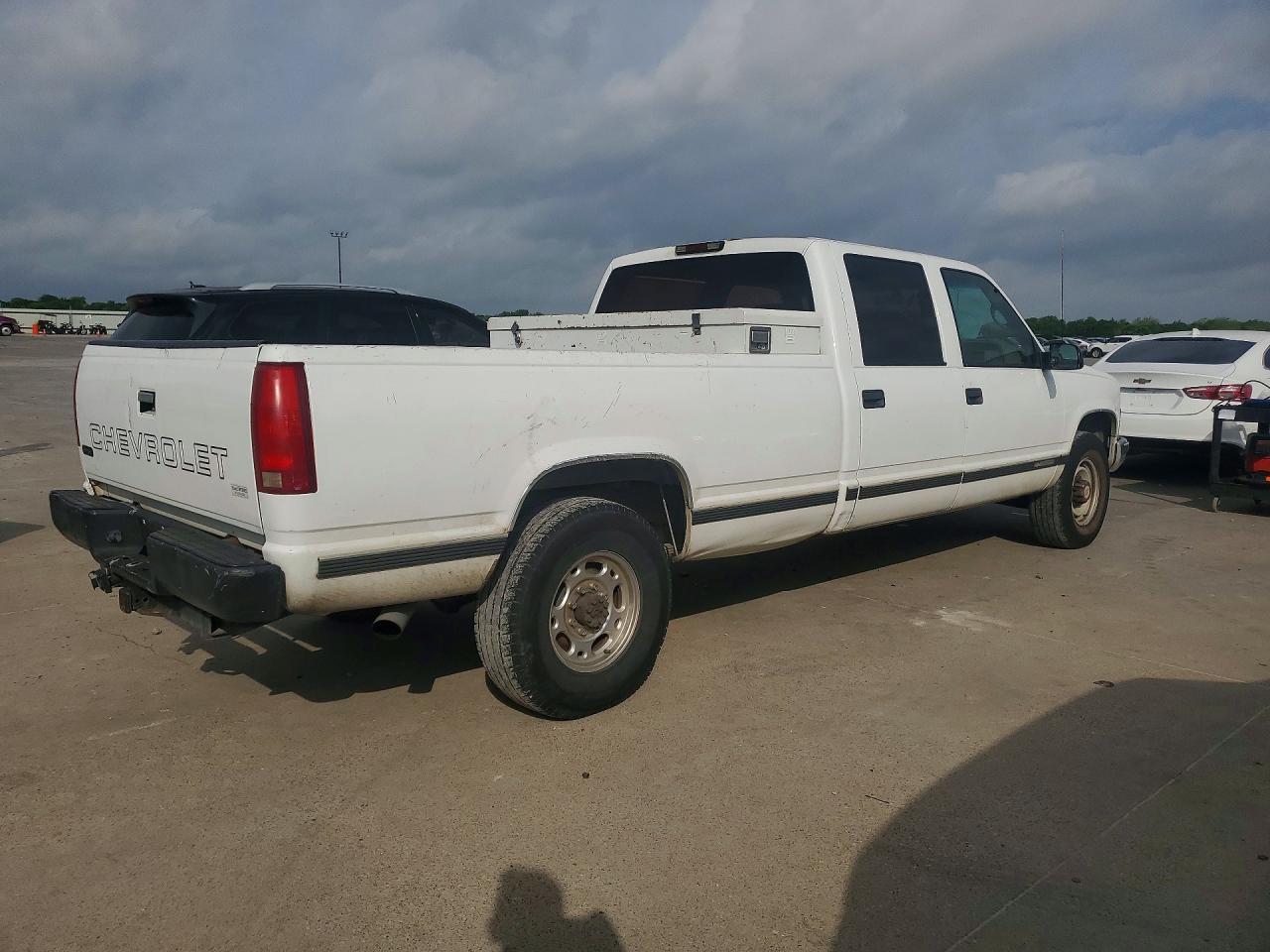 2000 Chevrolet GMT-400 C3500