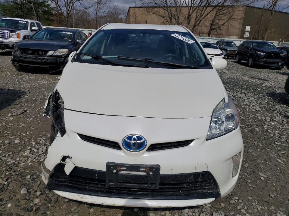2015 Toyota Prius Three