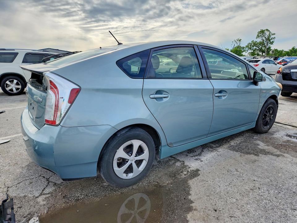 2015 Toyota Prius two
