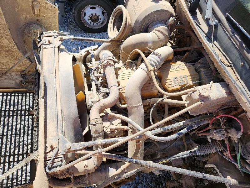 2000 Freightliner FL112 ROLL-OFF Container Truck