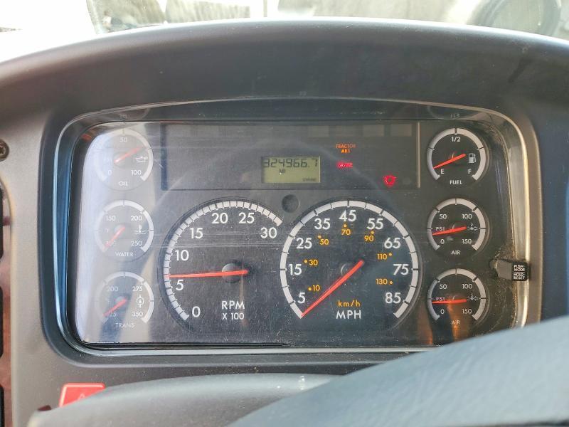 2009 Freightliner Business Class M2 Refrigerated BOX Truck