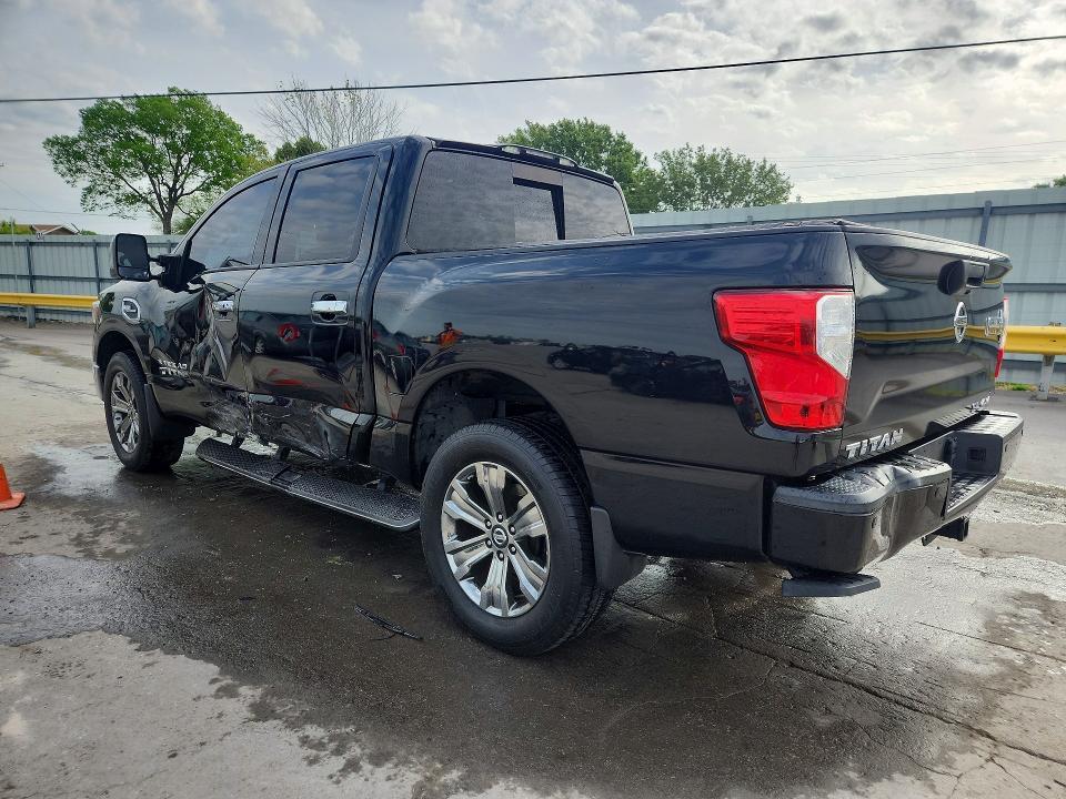 2017 Nissan Titan SL