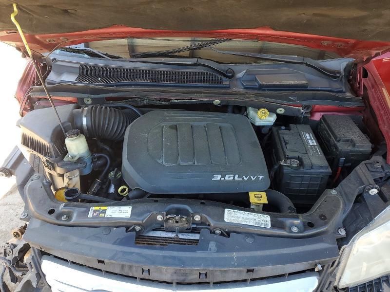 2013 Chrysler Town & Country Touring