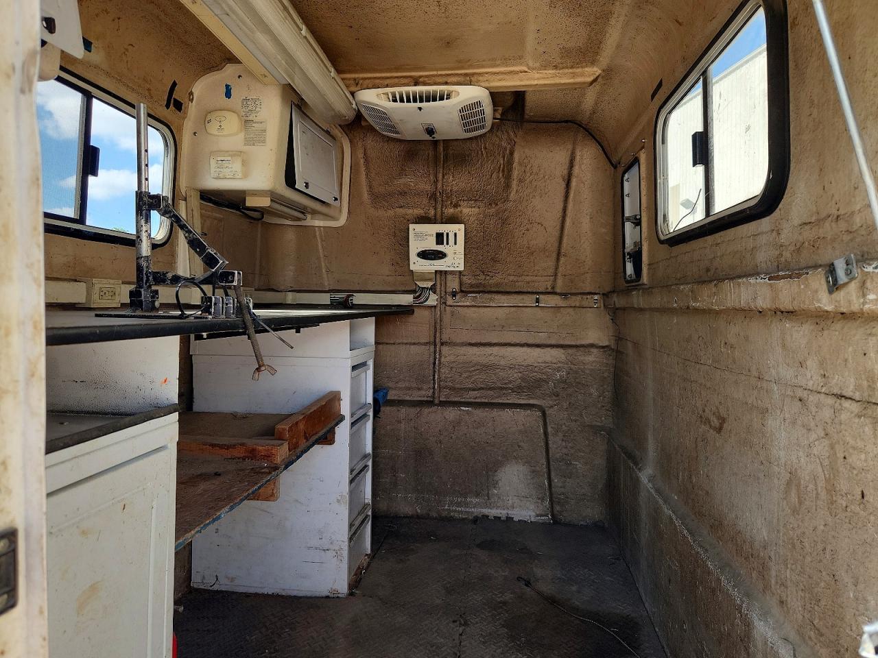 2007 Pelsue Podbel-007 Fiber Optic Splicing Trailer