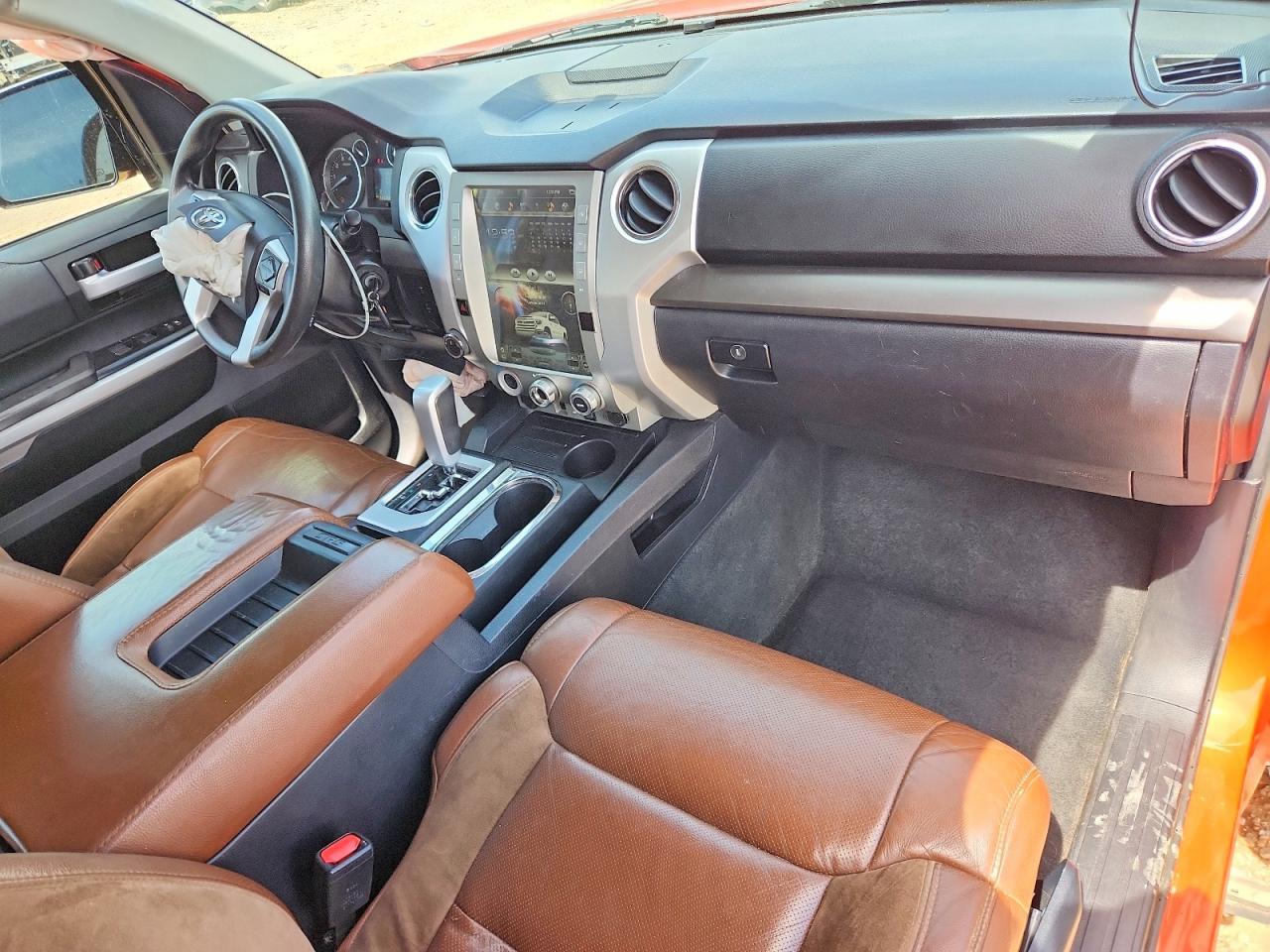 2017 Toyota Tundra SR5