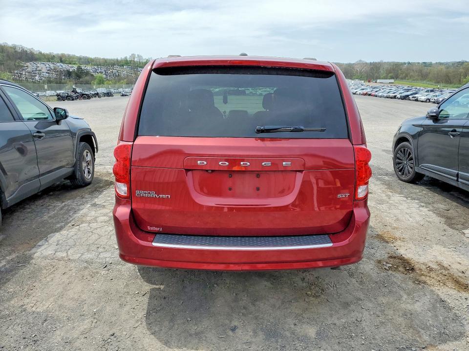 2014 Dodge Grand Caravan sxt