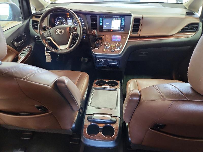 2017 Toyota Sienna Limited Premium 7-passenger