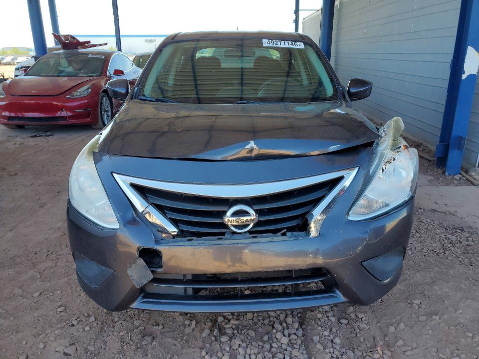 2015 Nissan Versa 1.6 sv