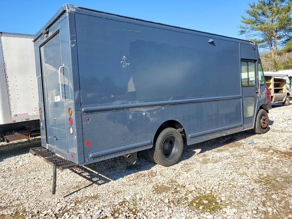 2021 Freightliner MT45G Chassis Delivery Truck