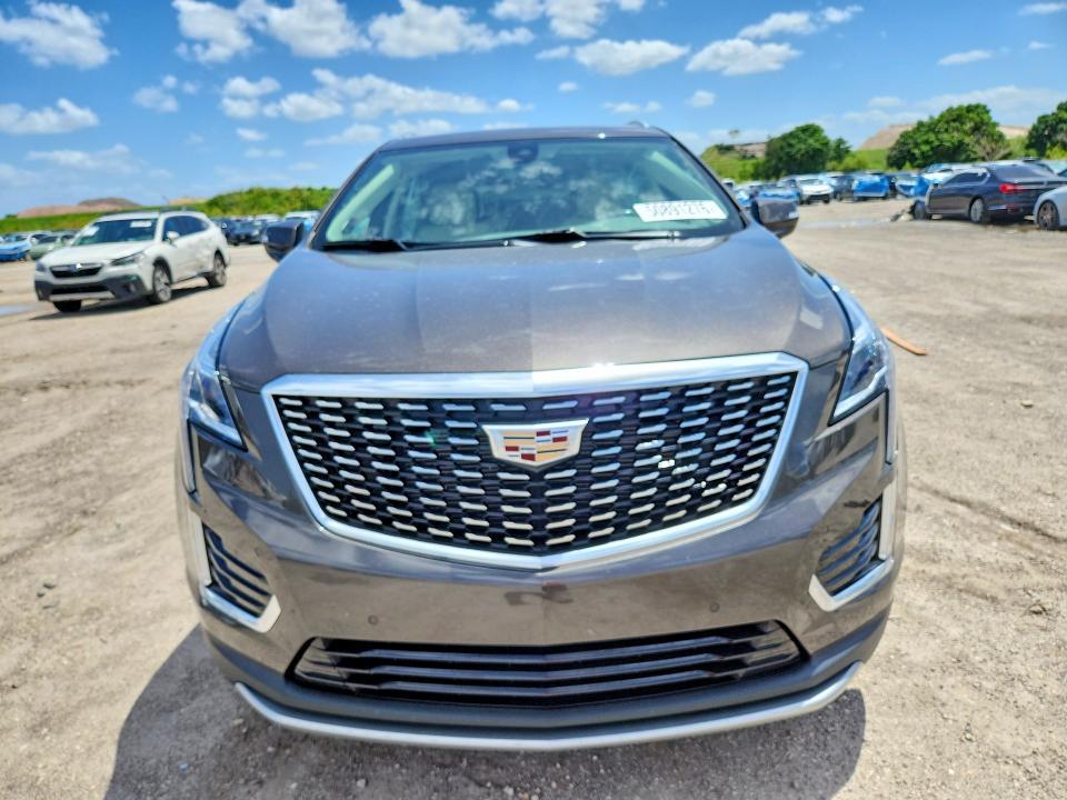 2020 Cadillac XT5 Premium Luxury