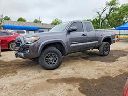 2018 Toyota Tacoma SR5 V6 for sale in Wichita, KS
