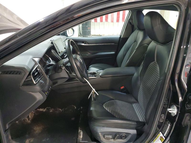 2024 Toyota Camry Hybrid se