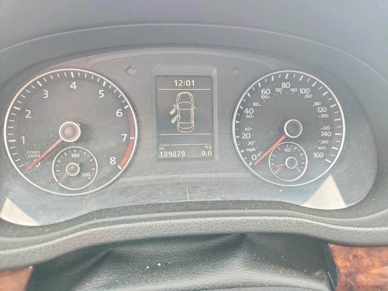 2013 Volkswagen Passat sel