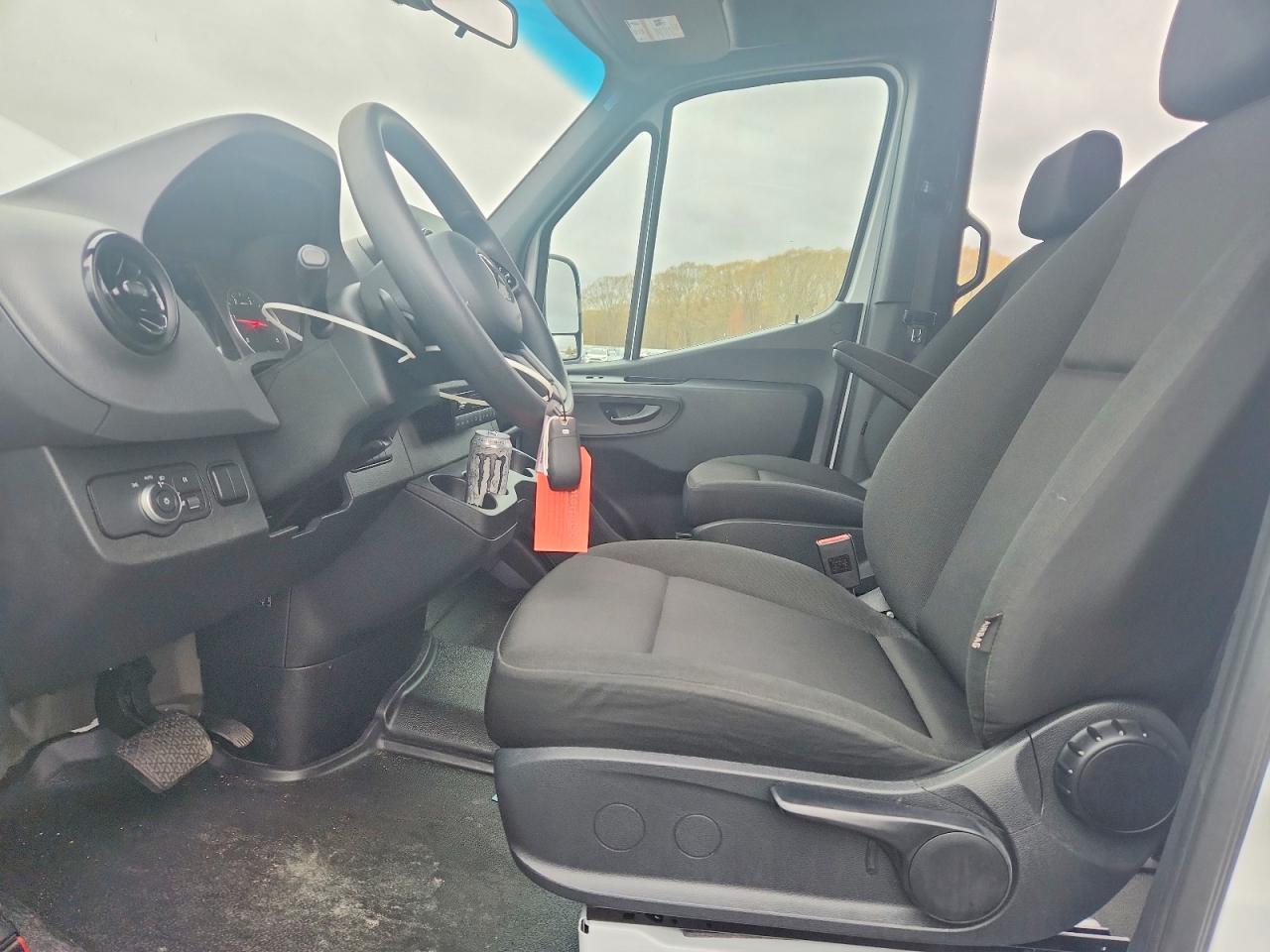 2024 Mercedes-Benz Sprinter 2500