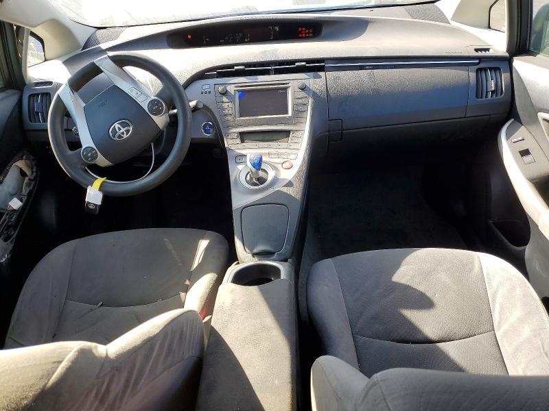 2014 Toyota Prius two