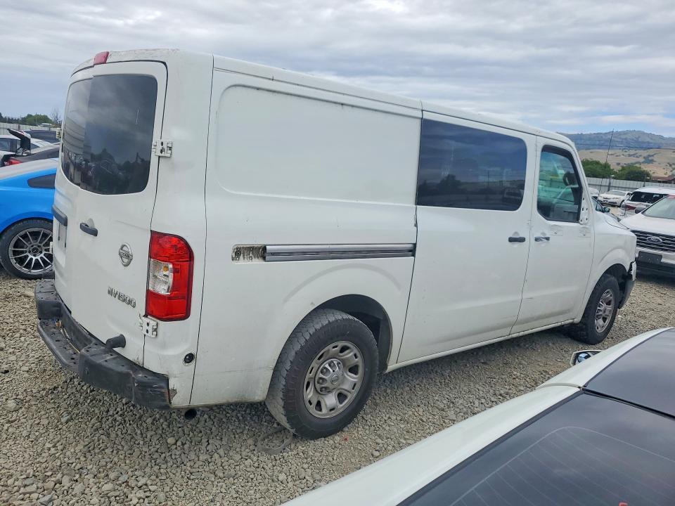 2016 Nissan NV 1500 SV