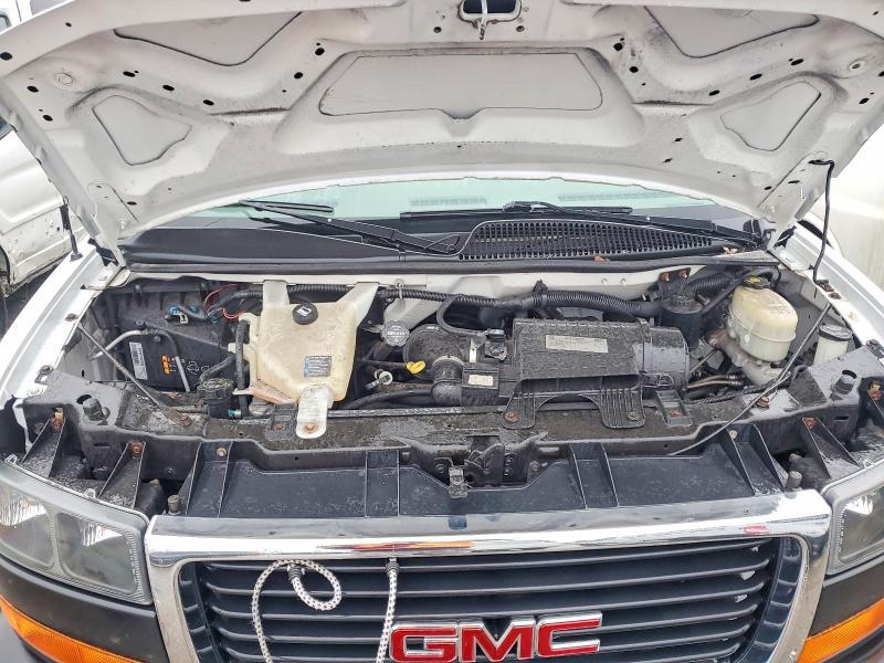 2016 GMC Savana G2500 Utility / Service van