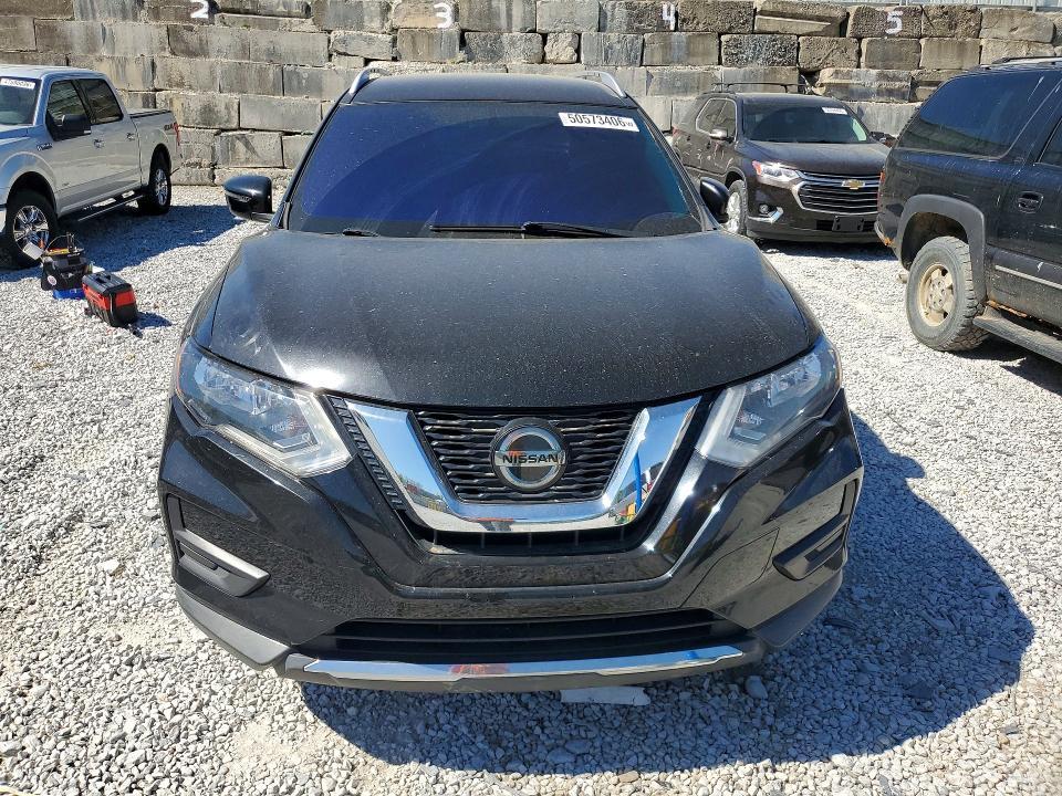 2018 Nissan Rogue sv