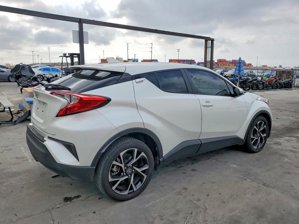 2019 Toyota C-hr xle