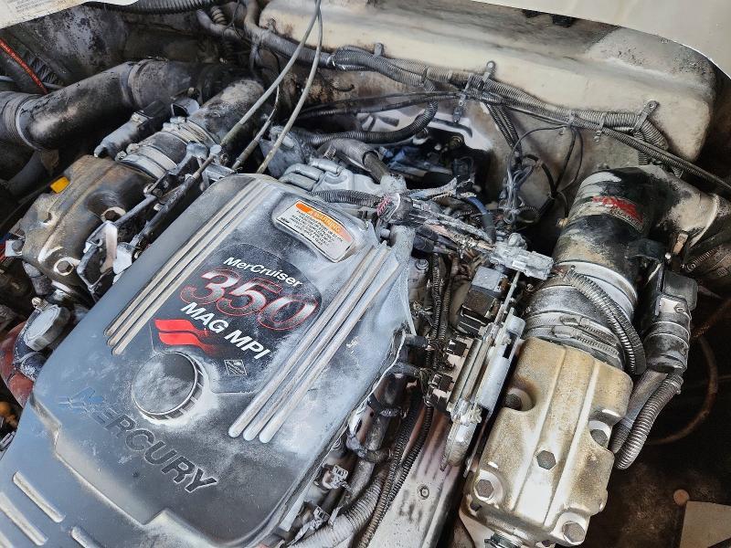 2005 Mercruiser Boat