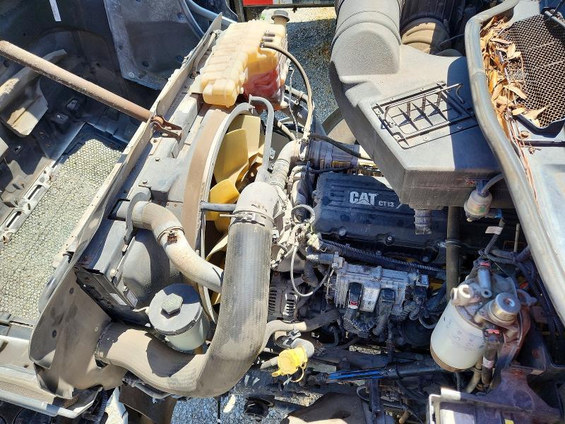 2016 Caterpillar CT660 Dump Truck