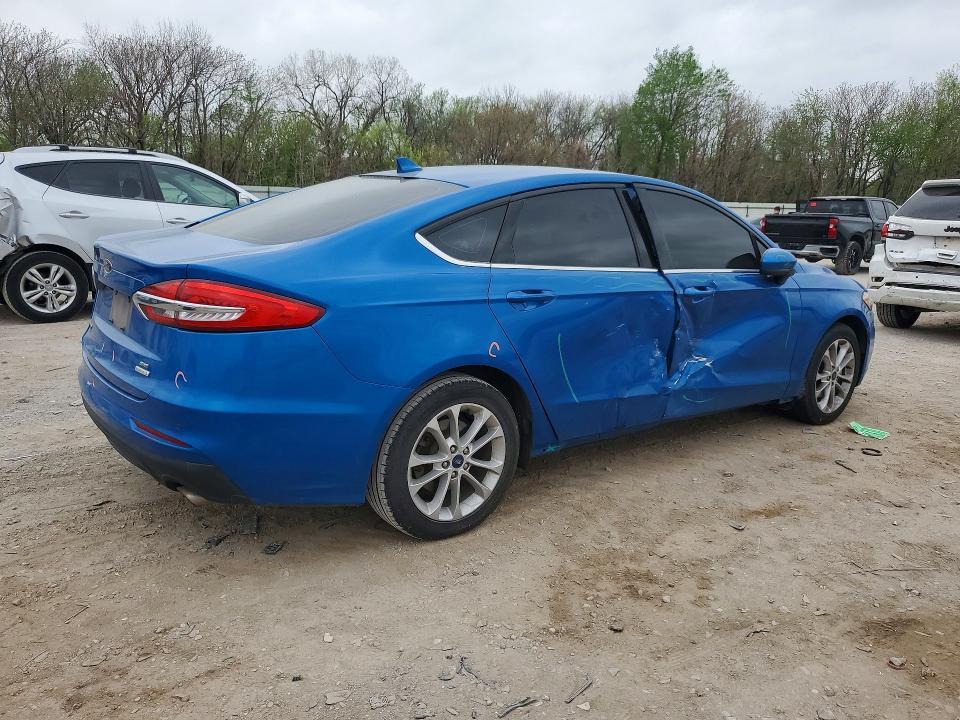 2020 Ford Fusion se