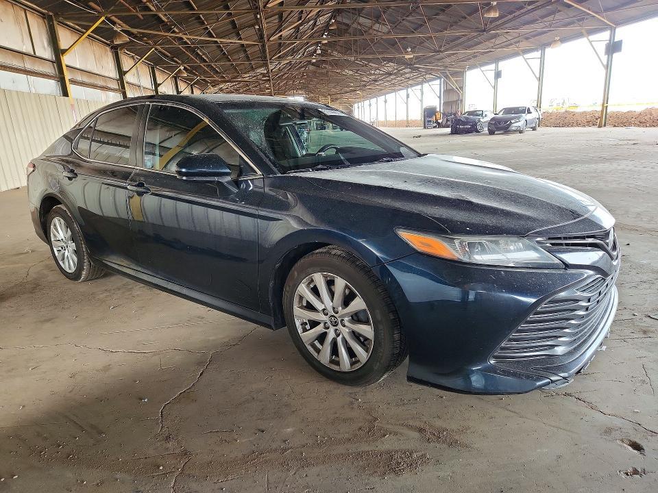 2018 Toyota Camry le