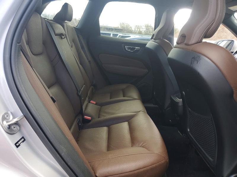 2022 Volvo Xc60 B5 Momentum