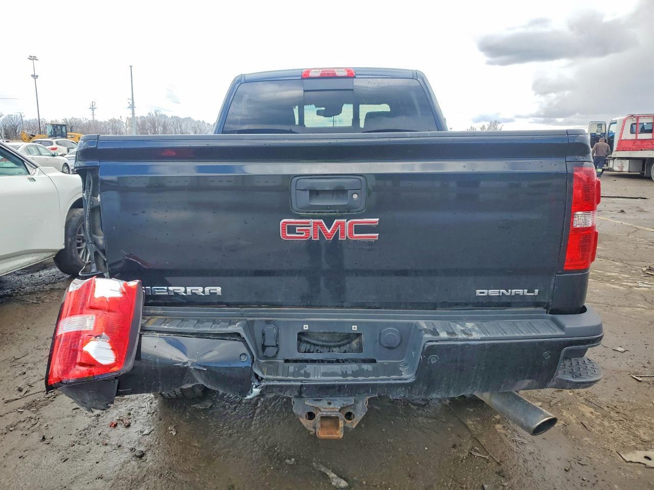 2018 GMC Sierra K2500 Denali