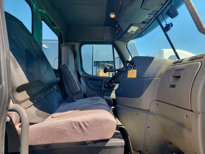2019 Freigliner 2019 Freightliner Cascadia 125 Semi Truck