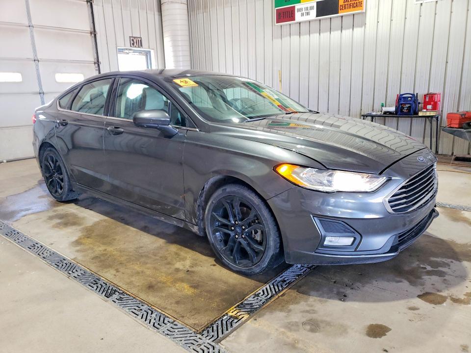 2019 Ford Fusion se