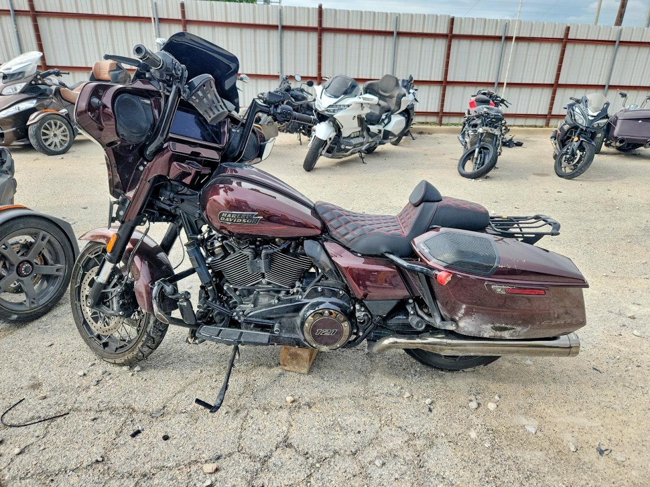 2024 Harley-Davidson Flhxse