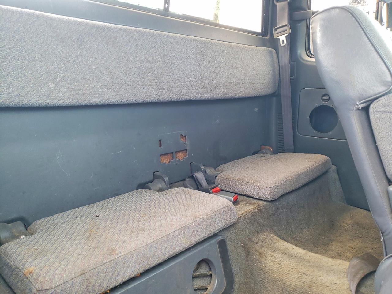 1995 Toyota Tacoma Base