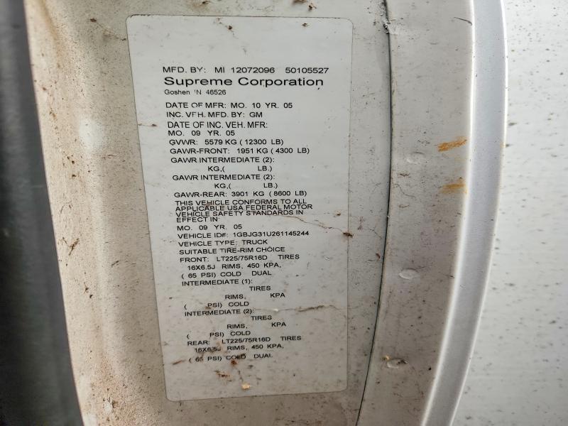 2006 Chev Express Cutaway