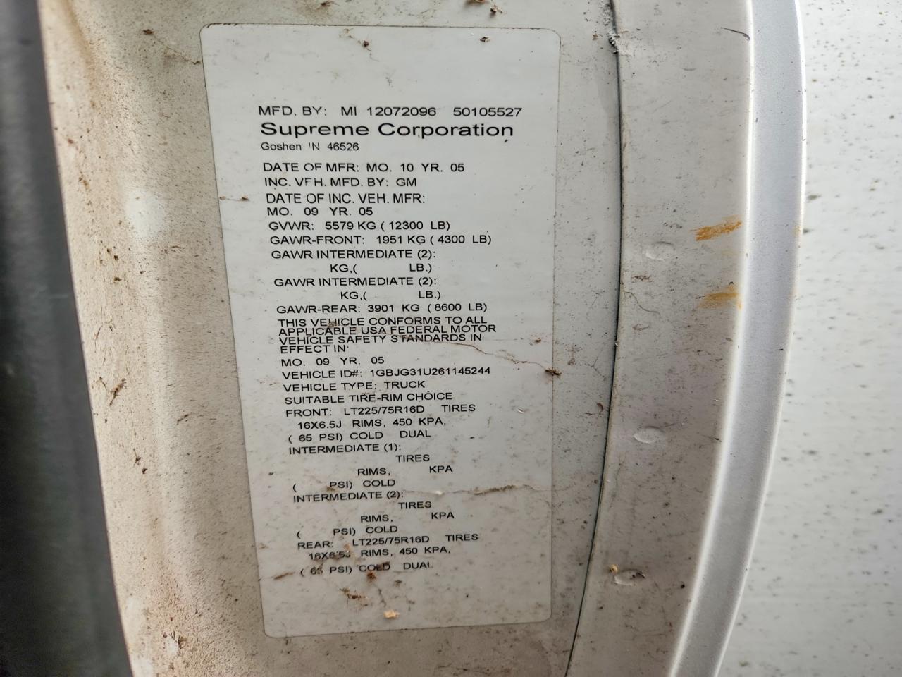 2006 Chev Express Cutaway