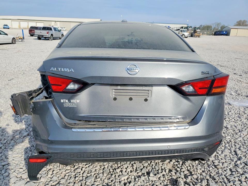 2021 Nissan Altima 2.5 sr