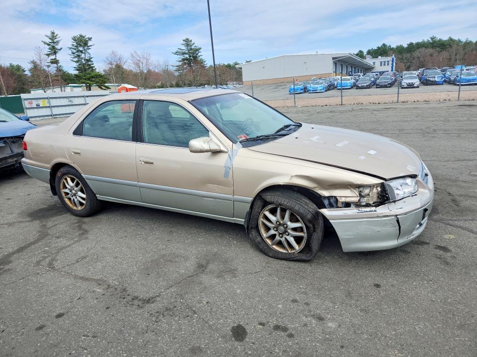 2001 Toyota Camry le V6