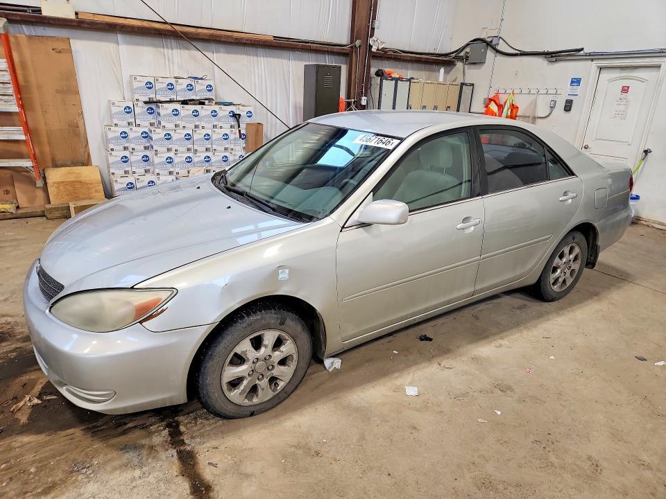 2002 Toyota Camry le V6