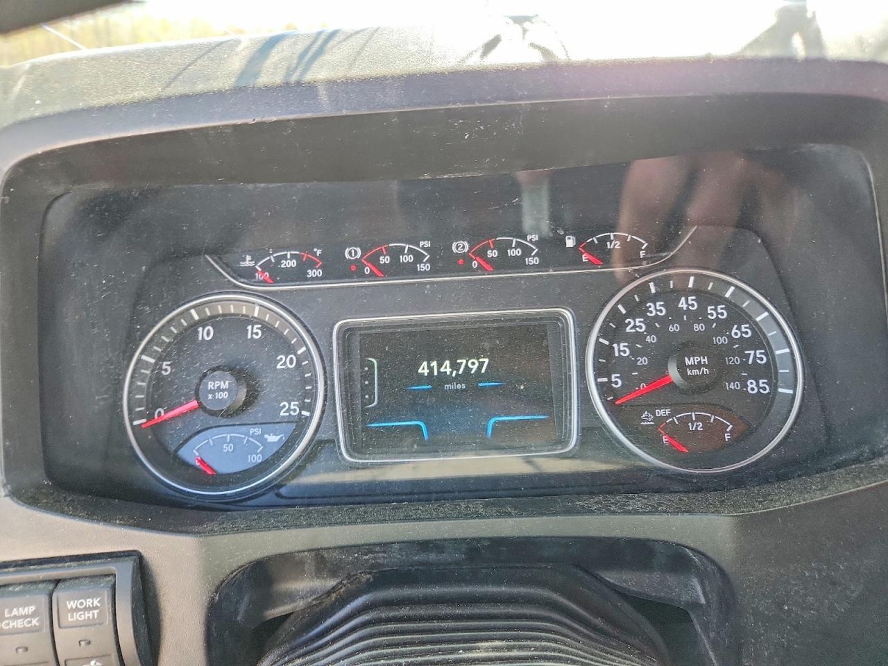 2020 International LT625 Semi Truck