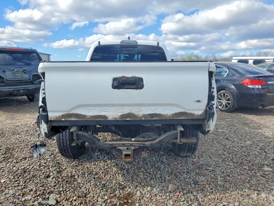 2022 Toyota Tacoma TRD OFF-Road