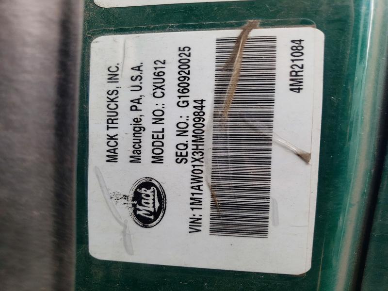 2017 Mack Cxu612 Semi Truck