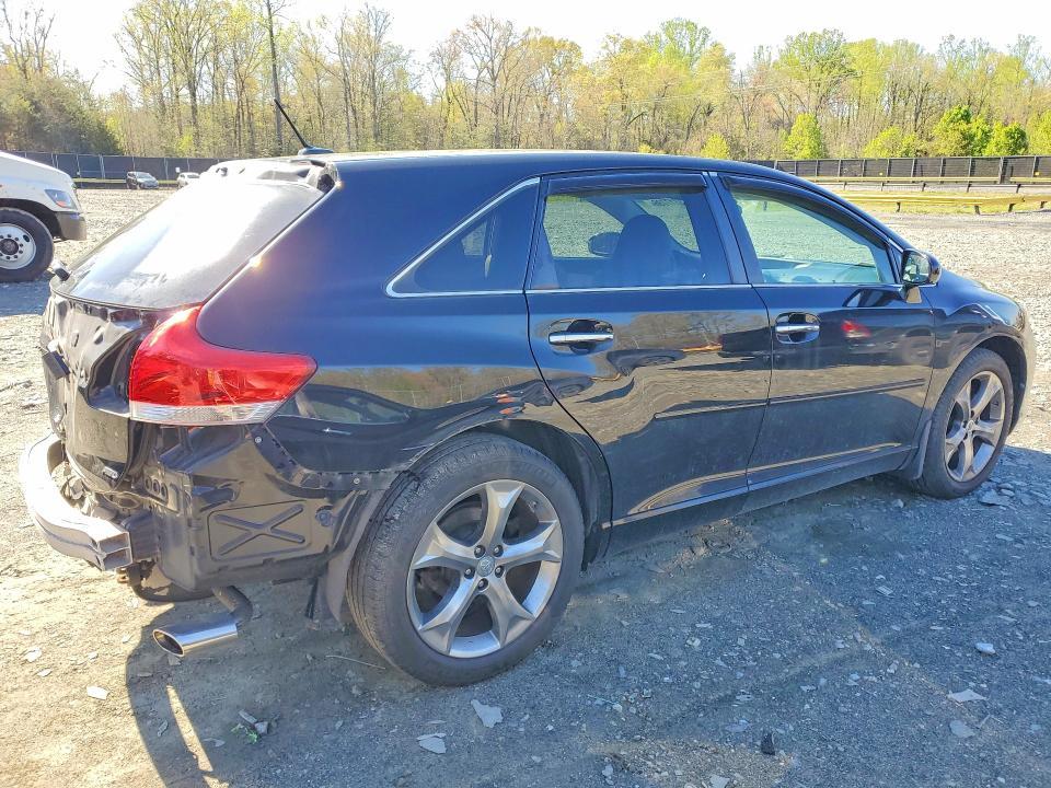 2010 Toyota Venza awd V6