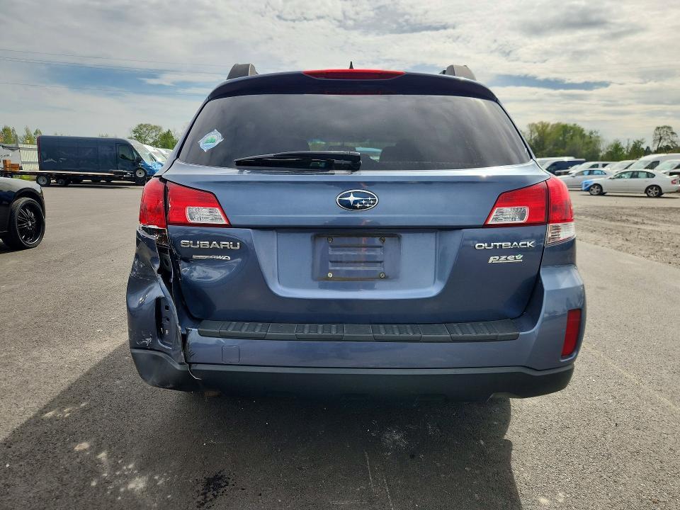 2014 Subaru Outback 2.5i Premium