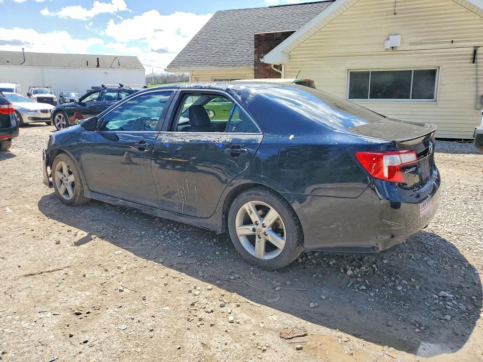 2014 Toyota Camry se