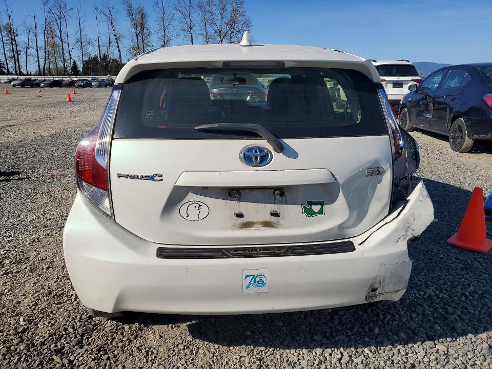 2015 Toyota Prius c Four