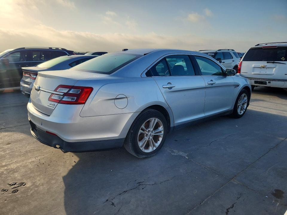 2014 Ford Taurus sel